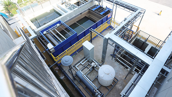 工業(yè)廢水處理工程中含酚廢水的處理方法？