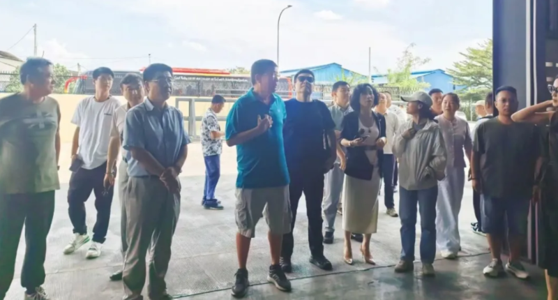 依斯倍走進(jìn)馬來西亞環(huán)境部 (5)